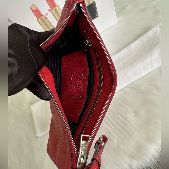 Stunning Clutch EUC - Picture 4 of 5